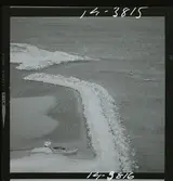 2791/1 Tunisien allmänt. En pir/vågbrytare i havet.