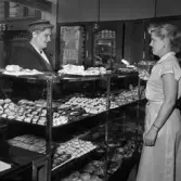 Interiör från Herdina Lindebergs konditori år 1955