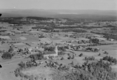 Flygfoto över Boda Kyrkby.