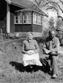 Stina och Bror Vilhelmsson i Öna, 1945