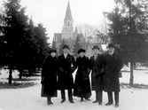 Grupp i Sofiaparken i Örebro, 1920-tal