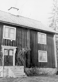 Stentrappa upp till ingången till gården Fjärdeln i Yxta i Hovsta, 1976