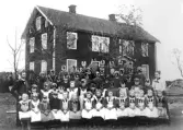 Skolklass på Hovsta kyrkskola, ca 1900