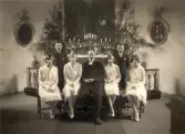 Konfirmationsgrupp i Hovsta kyrka, 1929