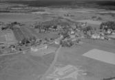 Flygfoto över Fors, år 1950.