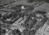 Flygfoto över Grangärde. Grangärde kyrka och bebyggelse år 1950.
