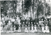 Enåker sn.
Barn och lärare i Enåkers kyrkskola 1914.