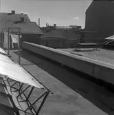 Tvättlina och mattpistställning gården Drottninggatan 13-17, 1960-tal