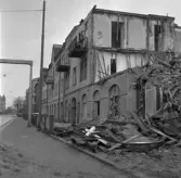 Rivningsmassa på Trädgårdsgatan 23-25, 1971