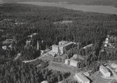 Flygfoto över Ludvika. Ludvika lasarett år 1950.