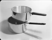KÖKSREDSKAP I AKTION
KASTRULL, GRYTA OCH STEKPANNA