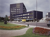 Motiv från Avesta. Det blå Aaltohuset eller som det också kallas, Sundhcenter efter byggmästare Ernst Sundh.