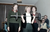 Ungdomar prövar tyngdlyftning, 1960-tal