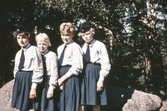 Fyra unga deltagare i Röda korset, 1960-talet