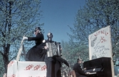 The polise corpps swing hot pjatt band spelar på Barnens dag, 1950-tal