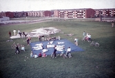Barn tittar på judoträning i Varberga, 1970-tal
