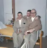 Patienter på konvalescenthemmet Adolfsberg med låneböcker, 1965