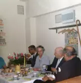 Vid kaffebordet på sjukhusbiblioteket, 1970