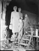 FÖRSTA BILDERNA PÅ SKULPTUREN TILL VÅR GÅRD