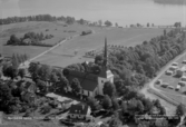 Flygfoto över Norrbärke kyrka, Smedjebacken.