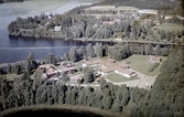 Flygfoto över Hantverkets Folkhögskola i Leksand.