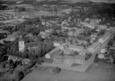 Flygfoto över Säter och kyrkan år 1964.