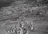 Flygfoto över Skattungbyn, Orsa kommun, år 1950.