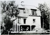 Västerås, Jakobsberg, Högbergsgatan 3.
Barnhemmet för flickor i Västerås 1875-1971. 1958.