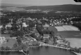 Flygfoto över Säter. Läs mer om Säters kyrka i boken: Dalarnas kyrkor i ord och bild.