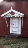 Detaljbild på dörr vid hembygdsgården Löka, Gundbo, Alfta.
