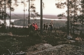 Vandrare med rejäl utsikt från Bergslagsleden, 1980-tal