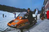 Personal på snöskoter vid Ånnaboda, mars 1983