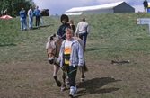 Ponnyridning på Vildmarksmässan i Ånnaboda, maj 1991