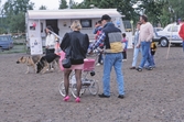 Polisen är en av alla utställare på Vildmarksmässan i Ånnaboda, maj 1991