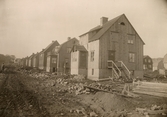 Bostadsbebyggelse under uppförande på Åbyäng i Åby, Mölndal, omkring 1924.