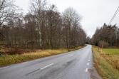 Fotografering längs gamla Göta landsväg. Nutida väg som går längs den gamla landsvägen.