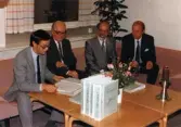 Kontraktskrivning på Örebro Energi, 1986