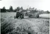 Irsta sn, Lista.
Första skördetröskan, 1947.