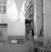 Inspektion på gården Fredsgatan 4, 1975-01-23