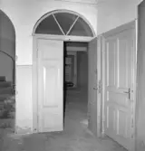 Öppen pardörr på Fredsgatan 4, 1975-01-23