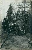 Vänersborgs vandrareförening och en grupp med scouter