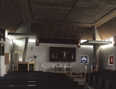 Interiör av Aspeboda kyrka. Läs mer om Aspeboda kyrka i boken: Dalarnas kyrkor i ord och bild.