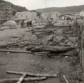 Från byggnationen av Cityköp vid Biskopsbogatan i Bosgården, Mölndal, hösten 1957.