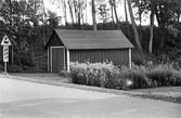 Garage till kvarnmästarbostaden vid Karlslunds herrgård 1981