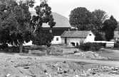 Gammal husgrund vid stallet och slakteriet på Karlslunds herrgård, 1981