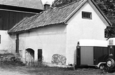 Hästtransport parkerad vid slakteriet på Karlslunds herrgård, 1981