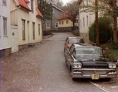 Stockliden mot Royens gata i Mölndals Kvarnby, omkring 1975-1980. Från vänster Roten M 34, M 35, K 29, K 30 samt L 1A.