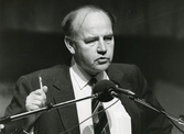 Erik Johansson i talarstolen, 1988-09-14