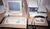 Dator med tillbehör i Tysslinge, 1990