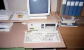Datorbord med dator i Tysslinge, 1990